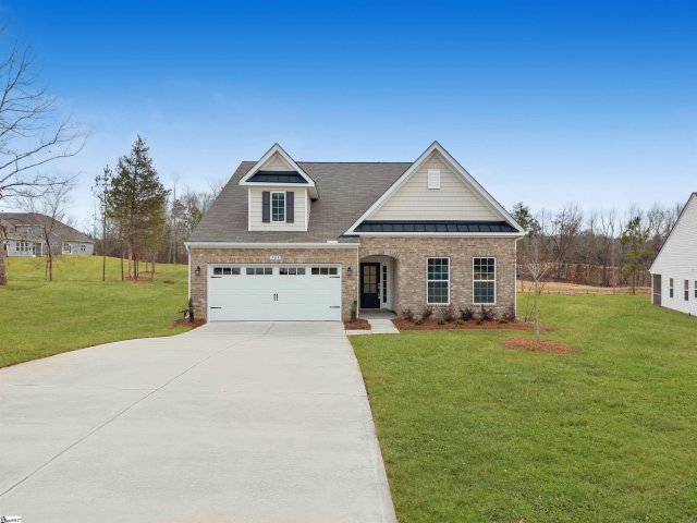 709 Hadley Place active home in Arrowood Acres, Enoree, SC