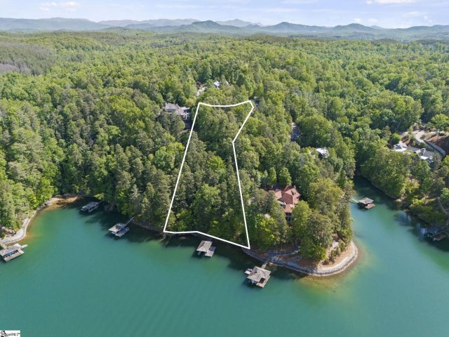 132 S Falls Road active home in The Reserve At Lake Keowee, Sunset, SC