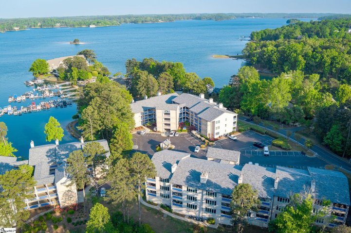 519 Tall Ship Drive Unit 118 active home in Keowee Key, Salem, SC