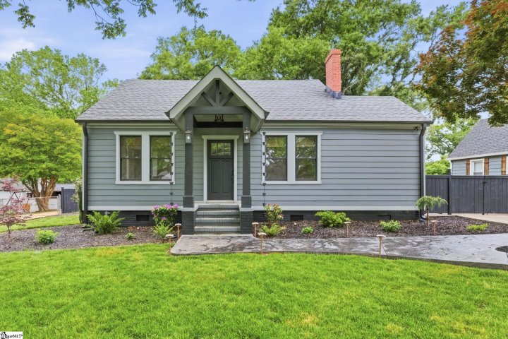 305 Rogers Avenue active home in San Souci Heights, Greenville, SC
