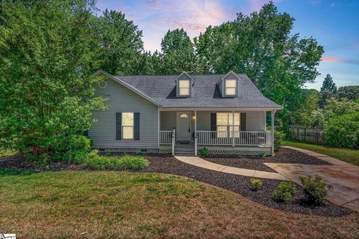 460 Ransdell Drive pending home in Hillbrook Forest, Spartanburg, SC