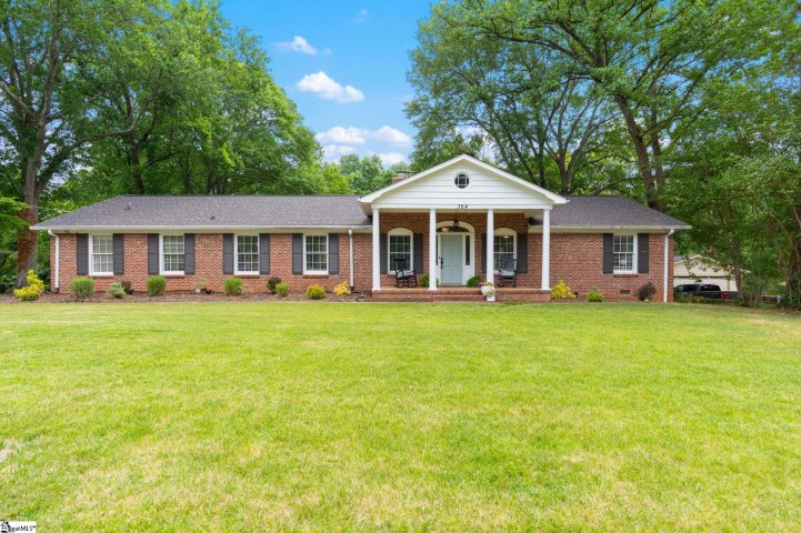364 Pimlico Road pending home in Gower Estates, Greenville, SC