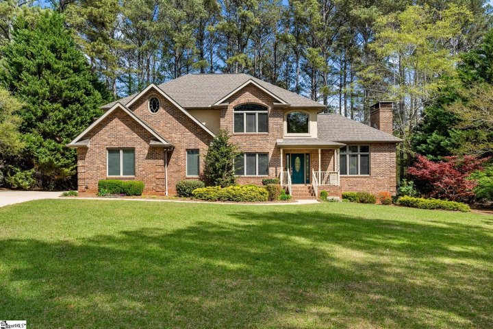 408 Sapphire Court pending home in Emerald Pointe, Seneca, SC