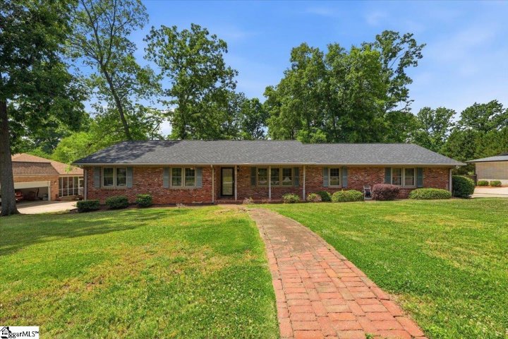 Homes in Buxton, Greenville