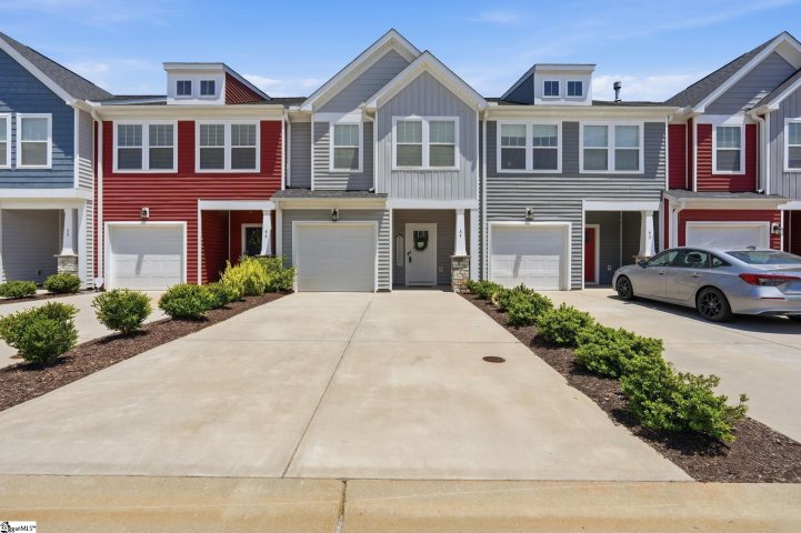 Homes in Monte Vista, Greenville