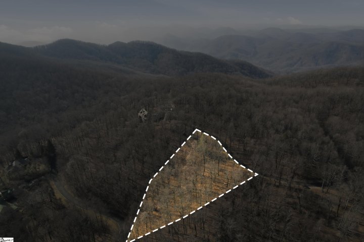 116 Witch Hazel Trail active home in The Cliffs At Glassy, Landrum, SC