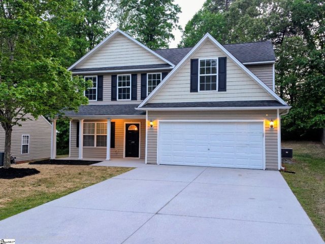 Homes in White Oak Ridge, Travelers Rest
