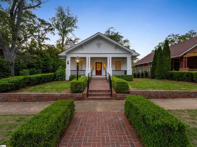772 Glendalyn Avenue active home in Converse Heights, Spartanburg, SC