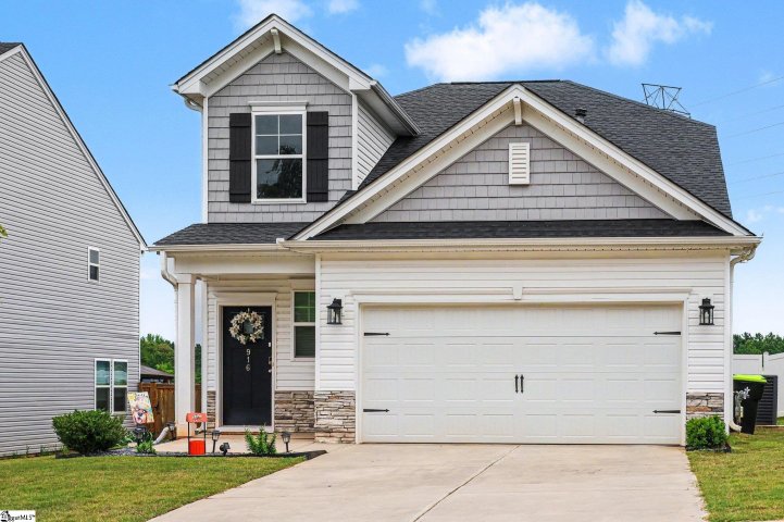 A home in Persimmon Hill, Lyman