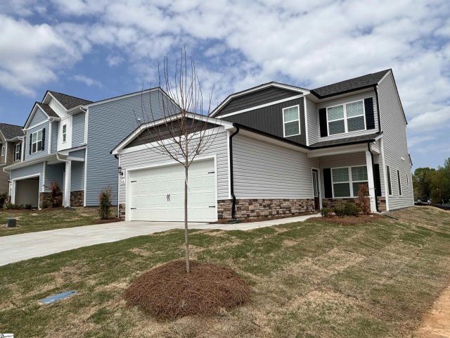 430 West Claywalk Road active home in Waters Farm, Woodruff, SC