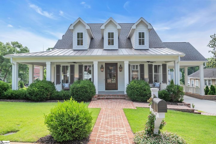 1 Waccamaw Avenue pending home in Augusta Road, Greenville, SC