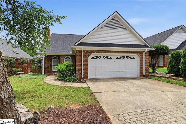Homes in Linkside Green, Greenville