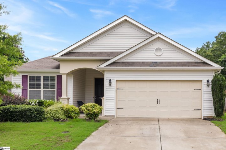 Homes in Cottages At Neely, Simpsonville