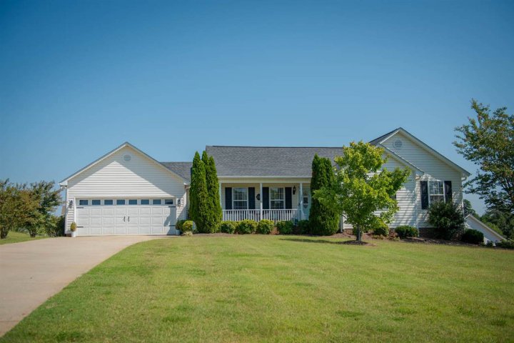 145 Powder Springs Drive sold home in Powder Springs, Duncan, SC