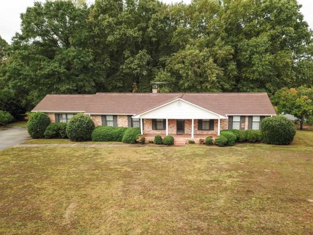 100 Holly Dr sold home in Bermuda Run, Union, SC