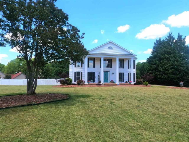252 Mountain Range Road sold home in Farm Lake, Boiling Springs, SC