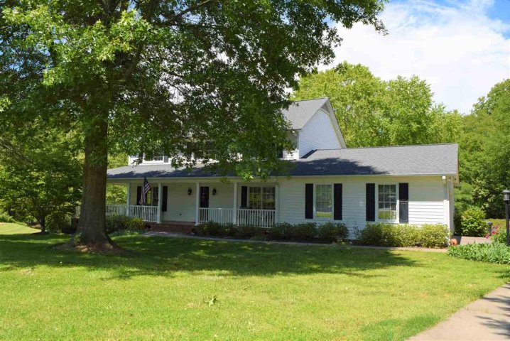 428 Thorn Meadow Lane sold home in Farm Lake, Boiling Springs, SC