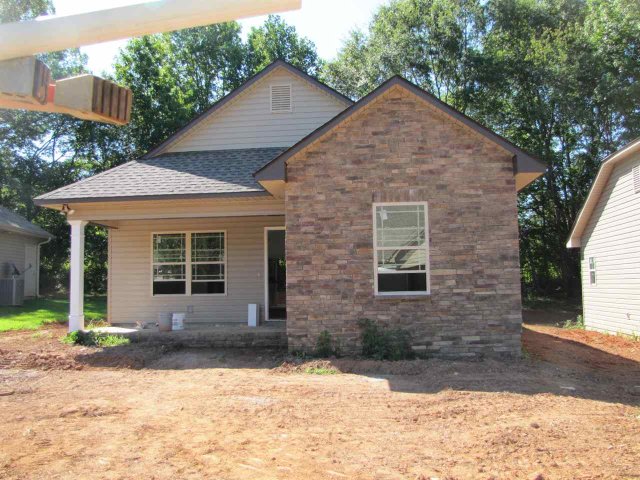 393 Bishop Hicks Ct sold home in Bishop Commons, Inman, SC