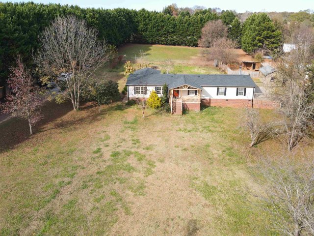 1379 Foster Rd sold home in Lake Bowen, Inman, SC