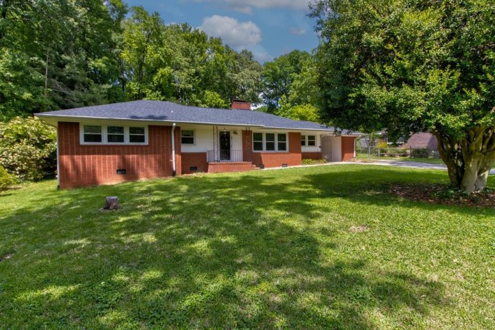 108 Spring Valley Drive sold home in Shoreswood, Spartanburg, SC