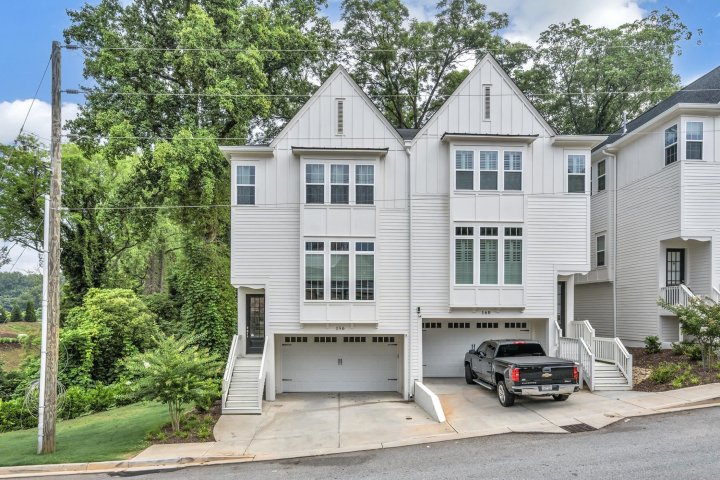 156 Silver Hill Street sold home in Silver Hill @ Barnet Park, Spartanburg, SC
