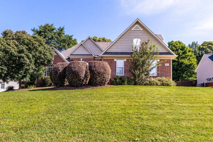 192 Sugar Hill Ct sold home in Masons Crossing, Boiling Springs, SC
