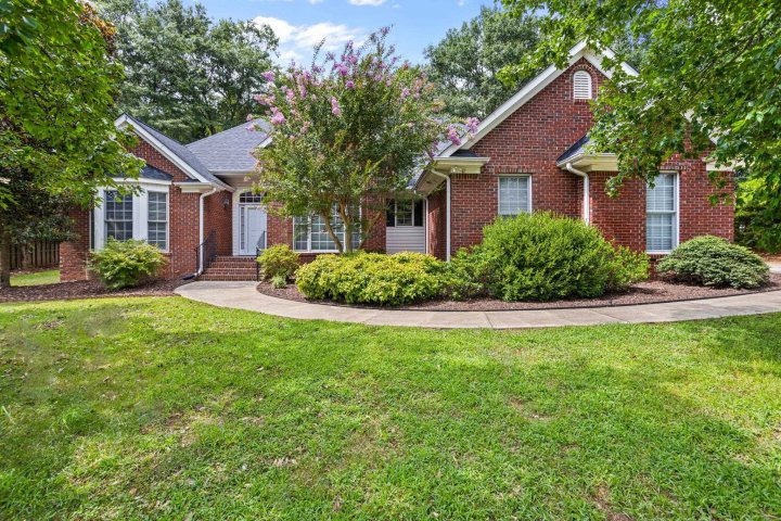 484 Moores Crossing sold home in Moores Crossing, Roebuck, SC