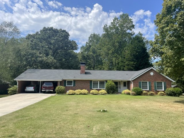 303 Birchwood Drive sold home in Duncan Acres, Union, SC