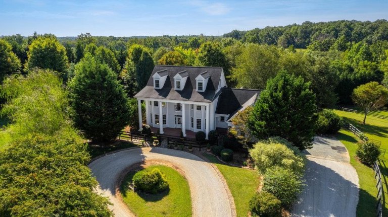 125 Hunter Hack Trail sold home in Motlow Creek Equestrian Farms, Campobello, SC