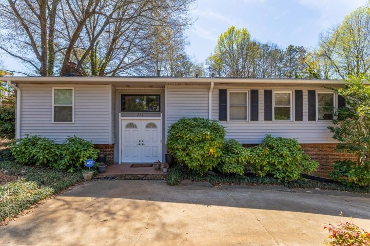 117 Crestview Drive sold home in College Park, Gaffney, SC