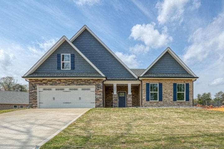 184 Floyd Meadow Drive sold home in Patterson Estate, Inman, SC