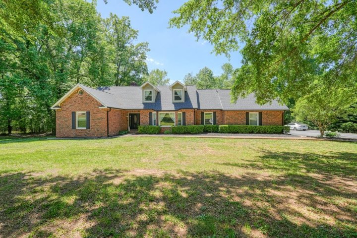 115 Commodore Drive sold home in Berry Farm, Duncan, SC