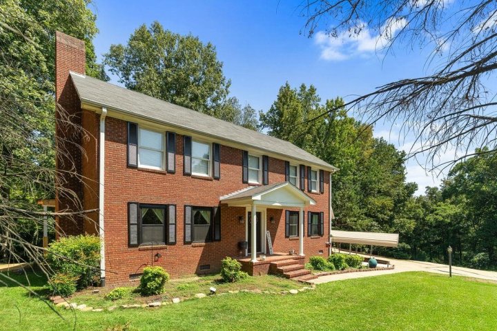 203 Hidden Hill Road sold home in Cherokee Estate, Union, SC