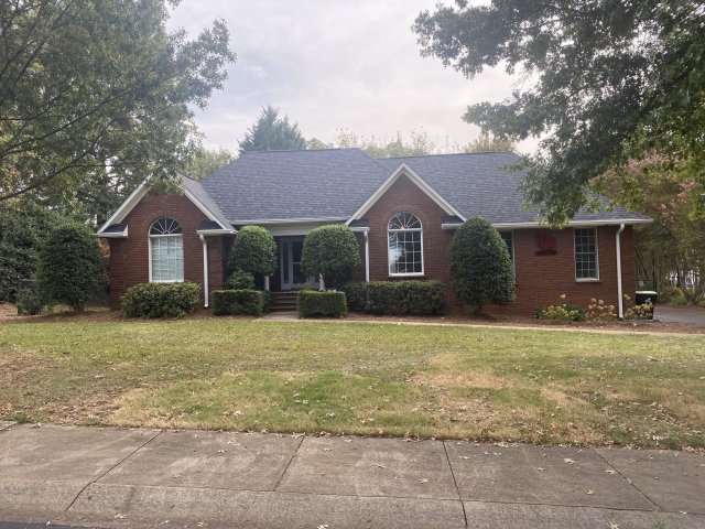 105 Lewis Burnett Dr sold home in Carlisle Place, Boiling Springs, SC