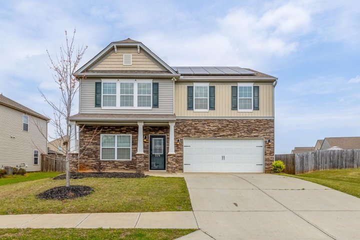 374 Hartleigh Drive sold home in Highland Hills, Lyman, SC