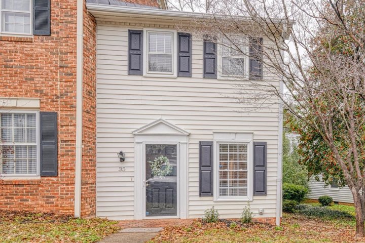 35 Somersett Drive sold home in Somersett, Spartanburg, SC