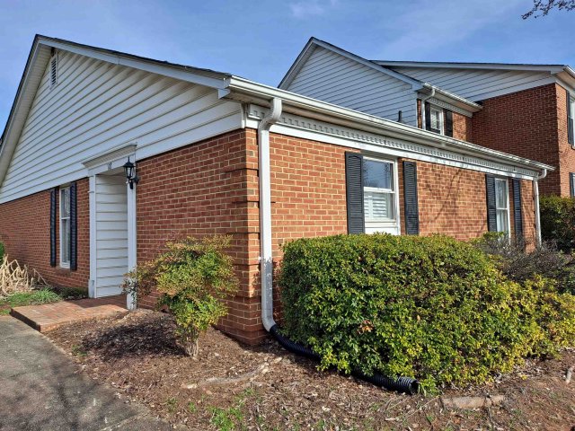 107 Buckstone Ln sold home in Wedgewood Towns, Spartanburg, SC