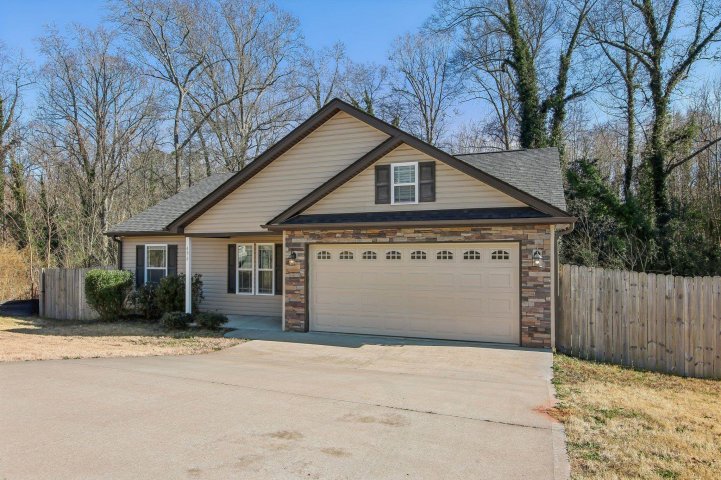 496 Blairwood Court sold home in Poplar Creek Fms, Spartanburg, SC