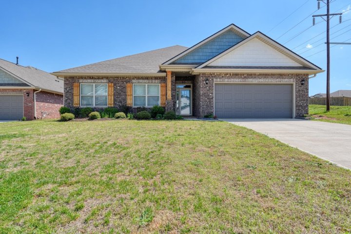 1187 Midway Hill Lane sold home in Woods at Pine Ridge, Duncan, SC