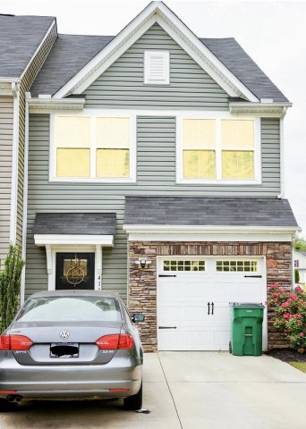 411 Triple Crown Way sold home in WestStone, Spartanburg, SC