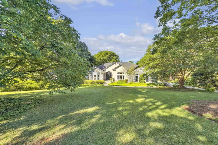 501 River Crest Drive sold home in River Falls Pl, Duncan, SC