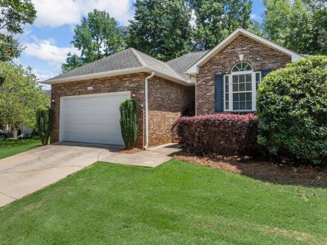 202 Riverrun Drive active home in Riverrun, Spartanburg, SC