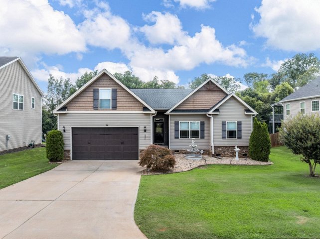 296 Autumn Glen Drive sold home in Woodlands at Autumn Glen, Spartanburg, SC