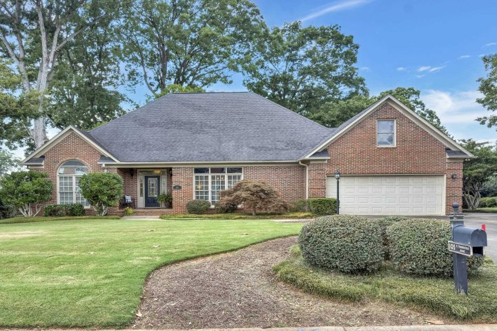 105 N Bennington Drive sold home in Brookfield, Spartanburg, SC