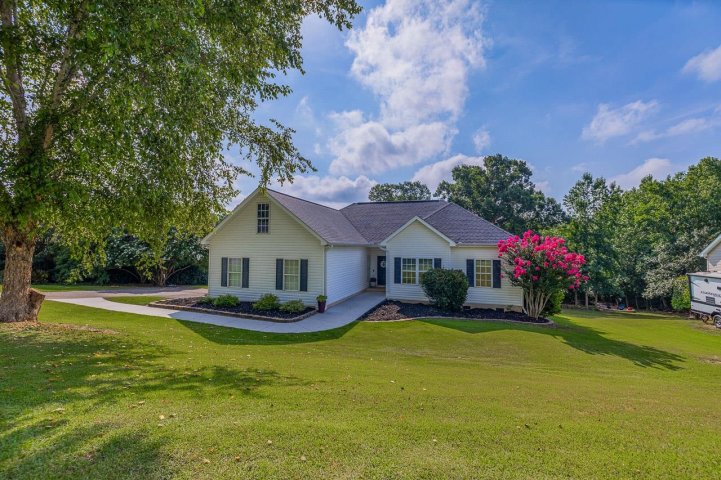 715 S Alderwood Drive sold home in Lightwood Farms, Woodruff, SC