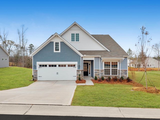495 Adhurst Drive active home in Arrowood Acres, Enoree, SC