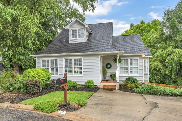 22 Honeysuckle Terrace sold home in Arbours, Spartanburg, SC