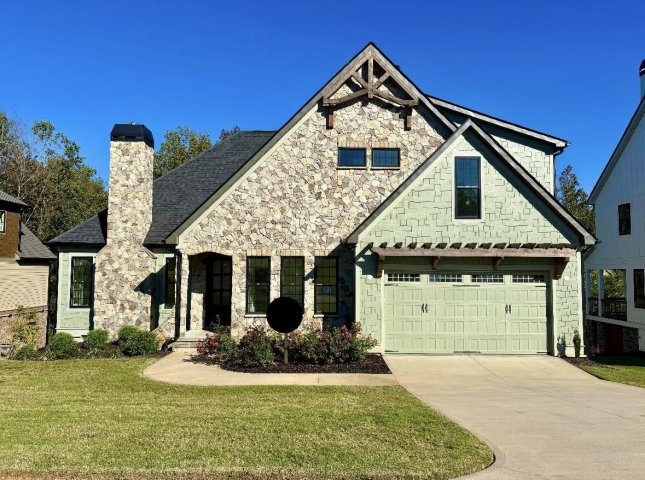 1015 Tudor Cottage Trail pending home in The Cottages At Turtle Creek, Boiling Springs, SC