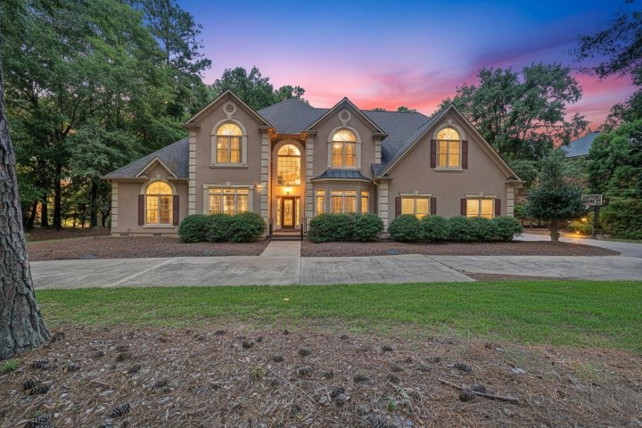 228 Indian Wells Drive active home in Carolina Country Club, Spartanburg, SC