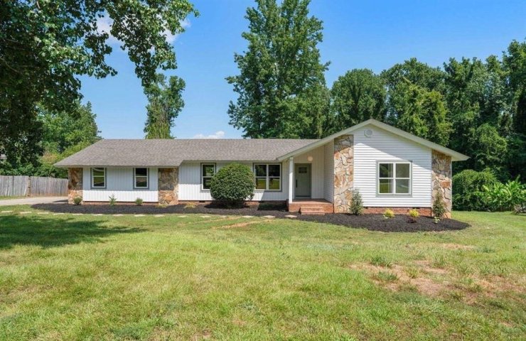 3420 E Croft Circle sold home in Huntington Wood, Spartanburg, SC